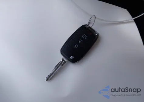 2017 Kia Forte Lx из США, поврежденный, VIN 3KPFK4A76HE149989